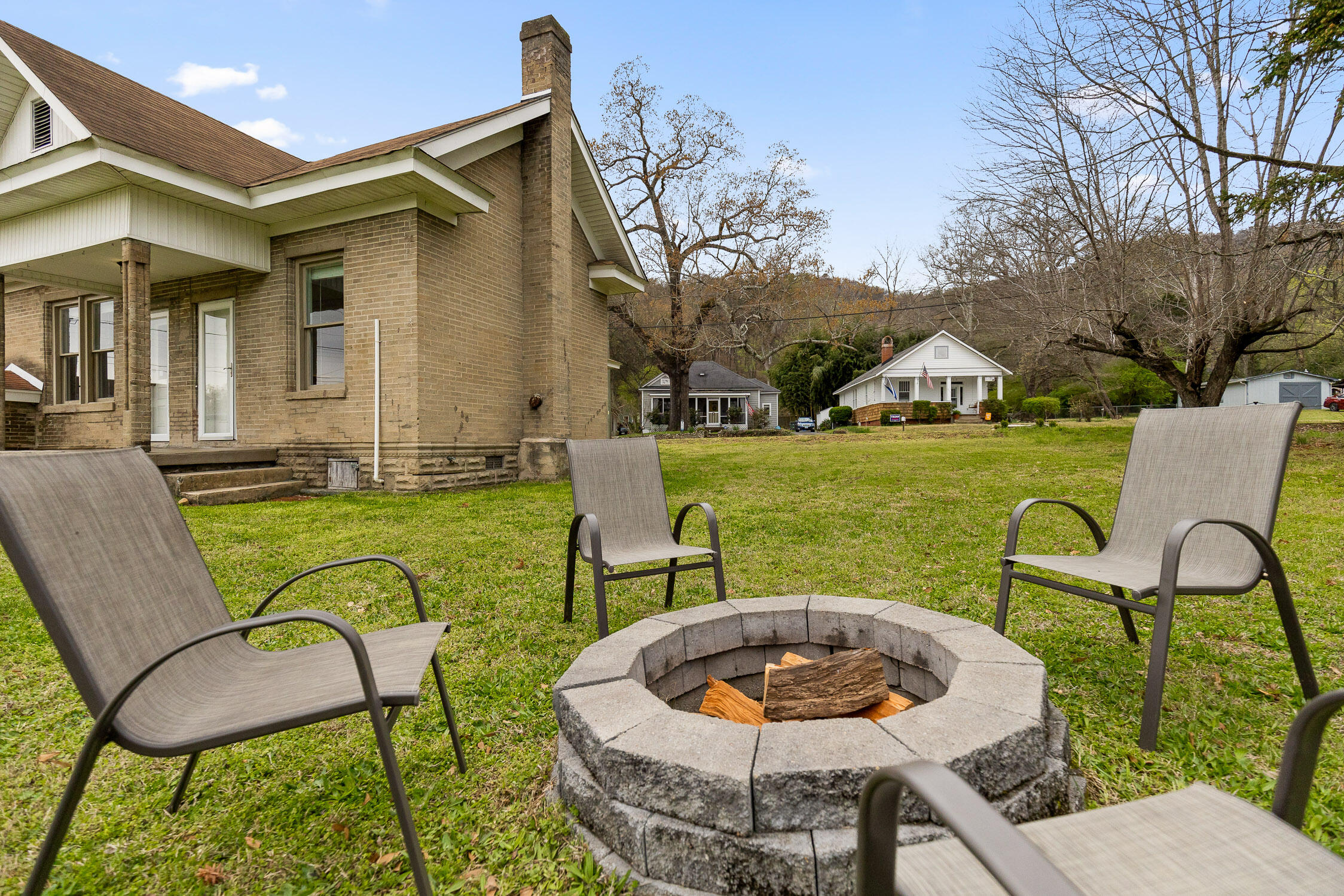 5720 Saint Elmo Avenue