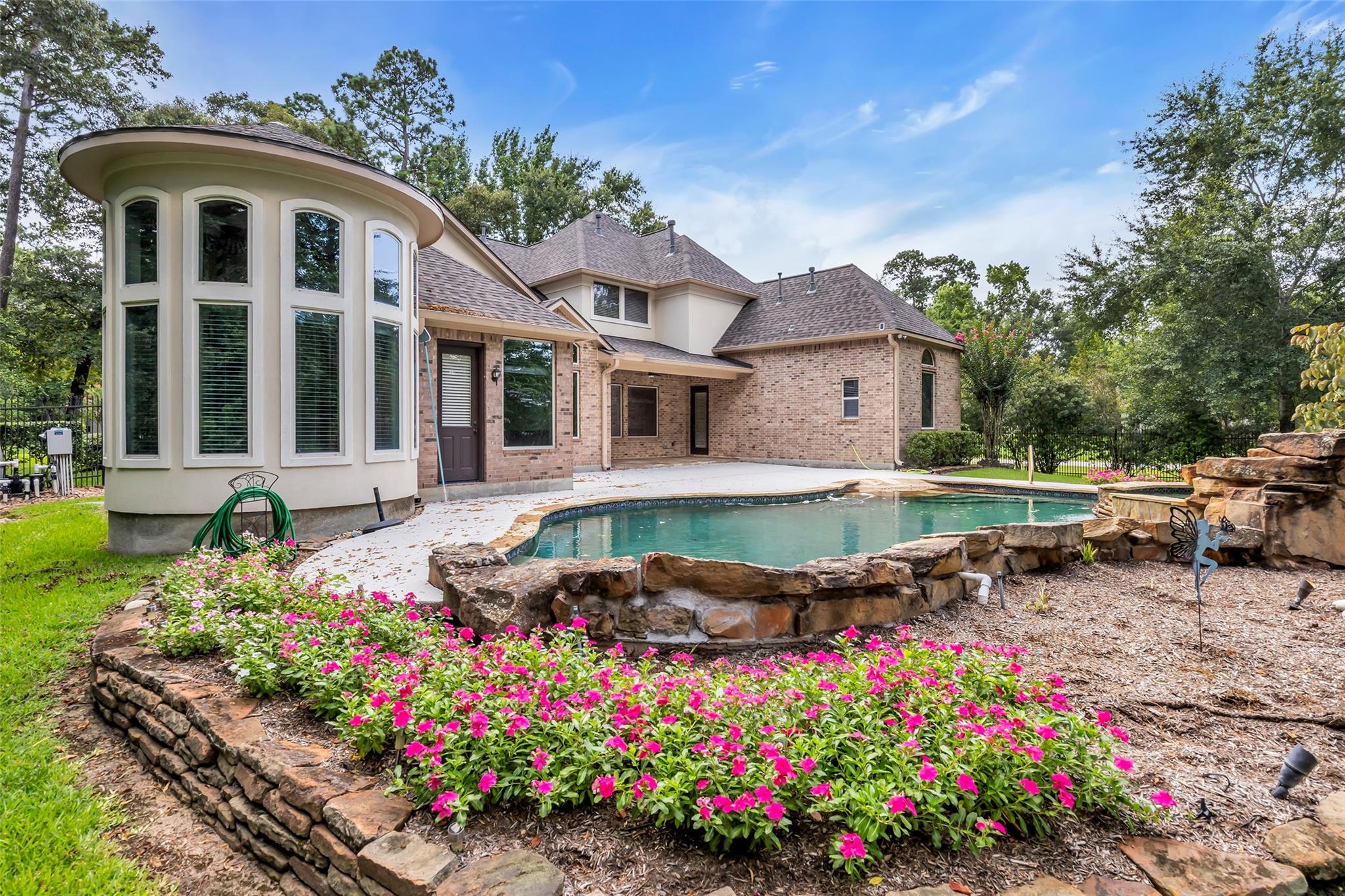 27434 Whispering Maple Way