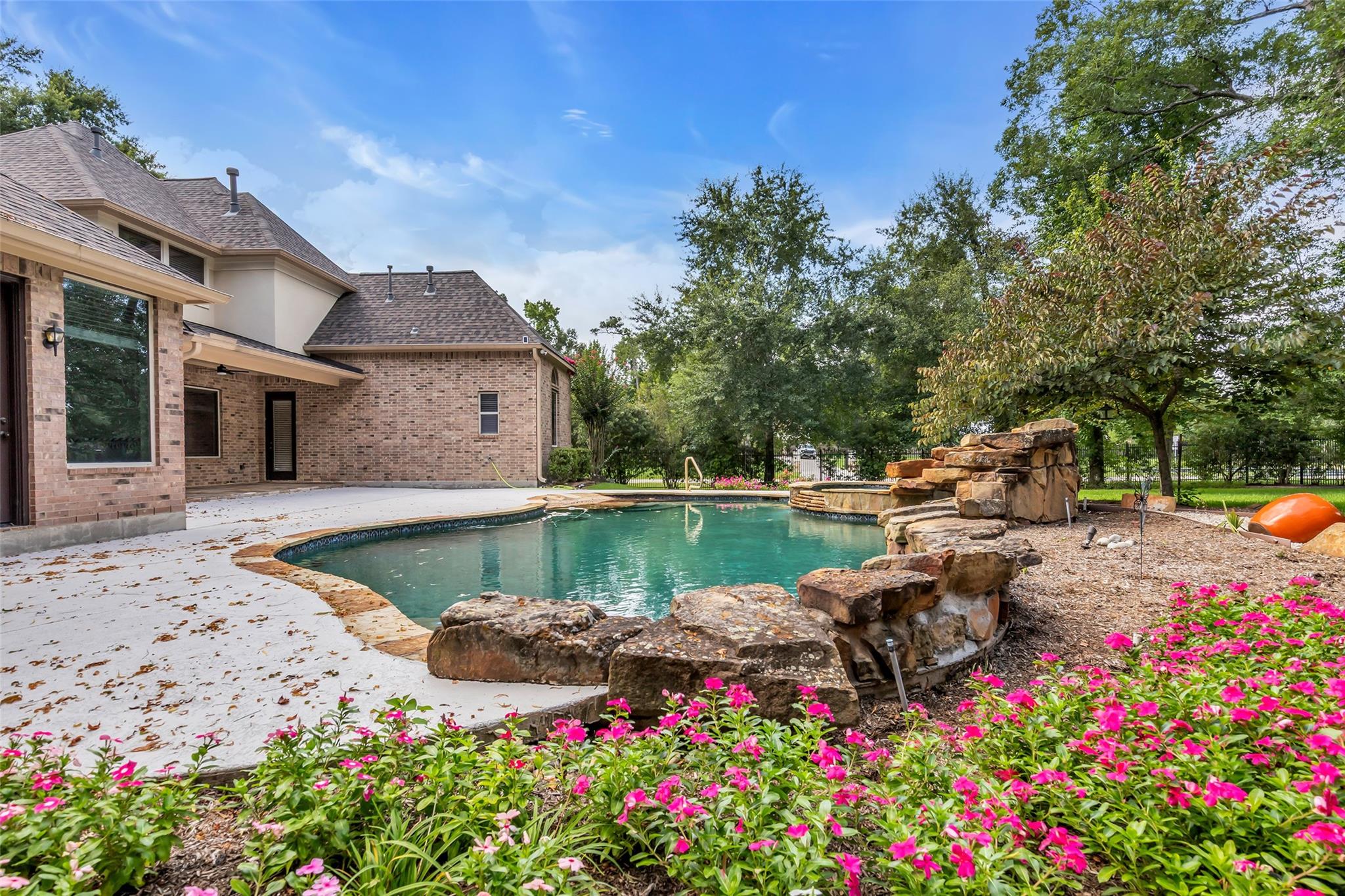 27434 Whispering Maple Way