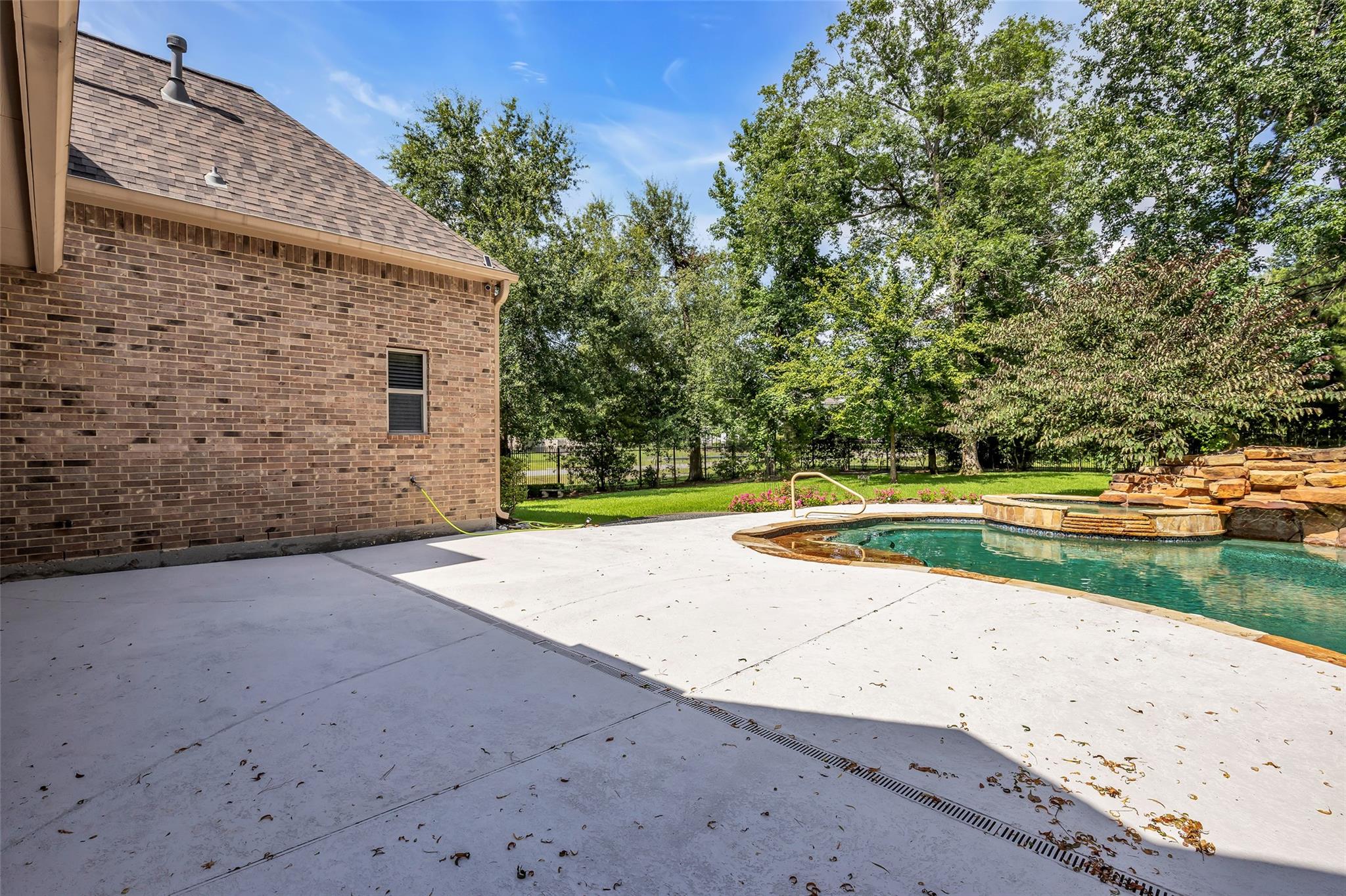27434 Whispering Maple Way