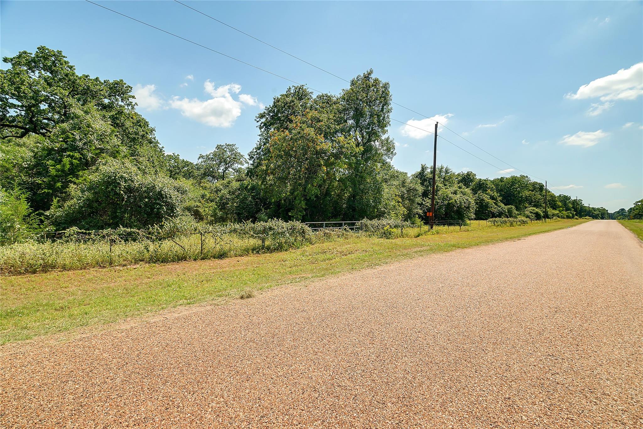 Parcel 19231 County Road 215