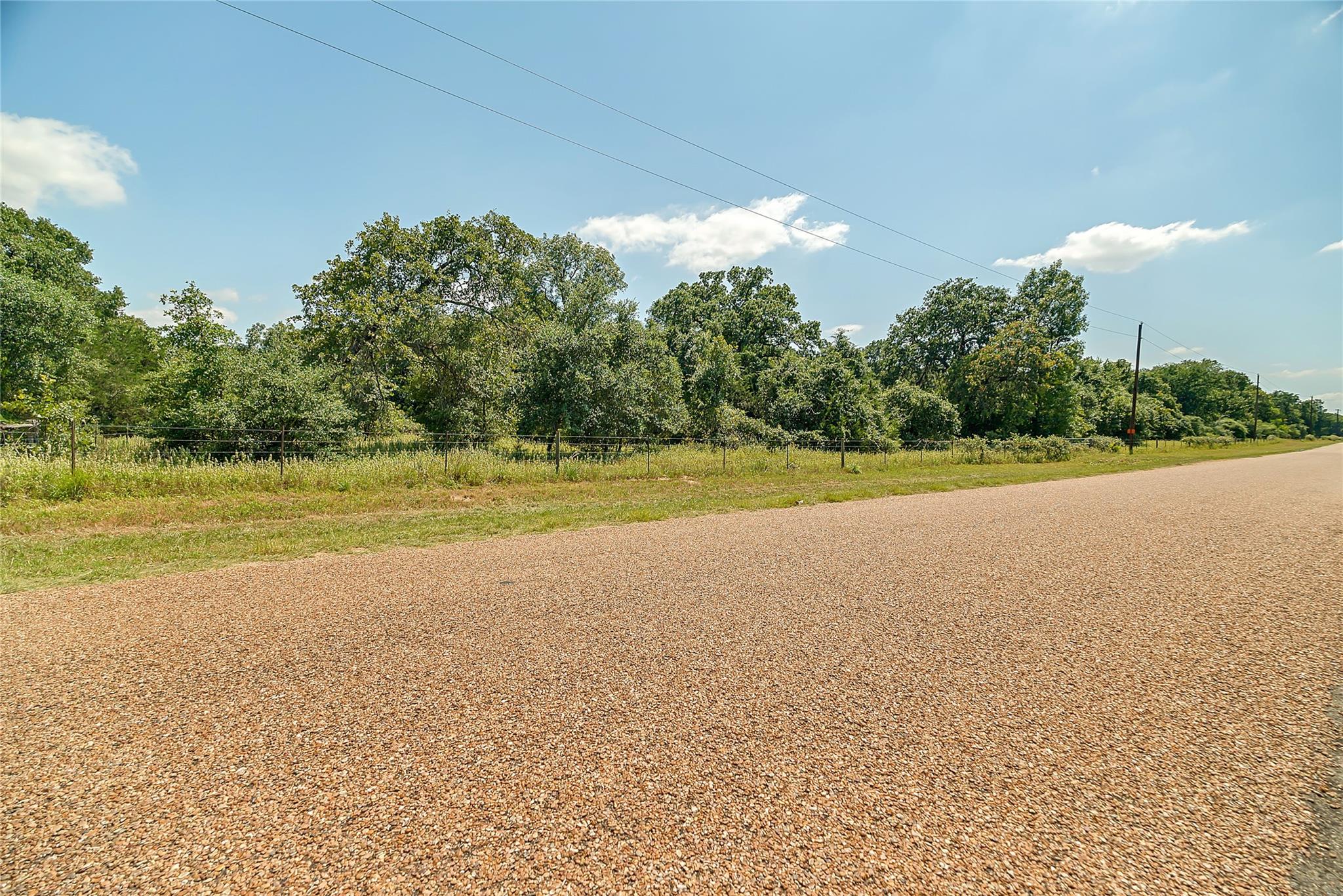Parcel 19231 County Road 215