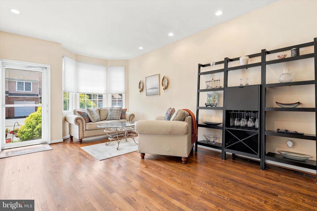112 SUMTER PLACE 25