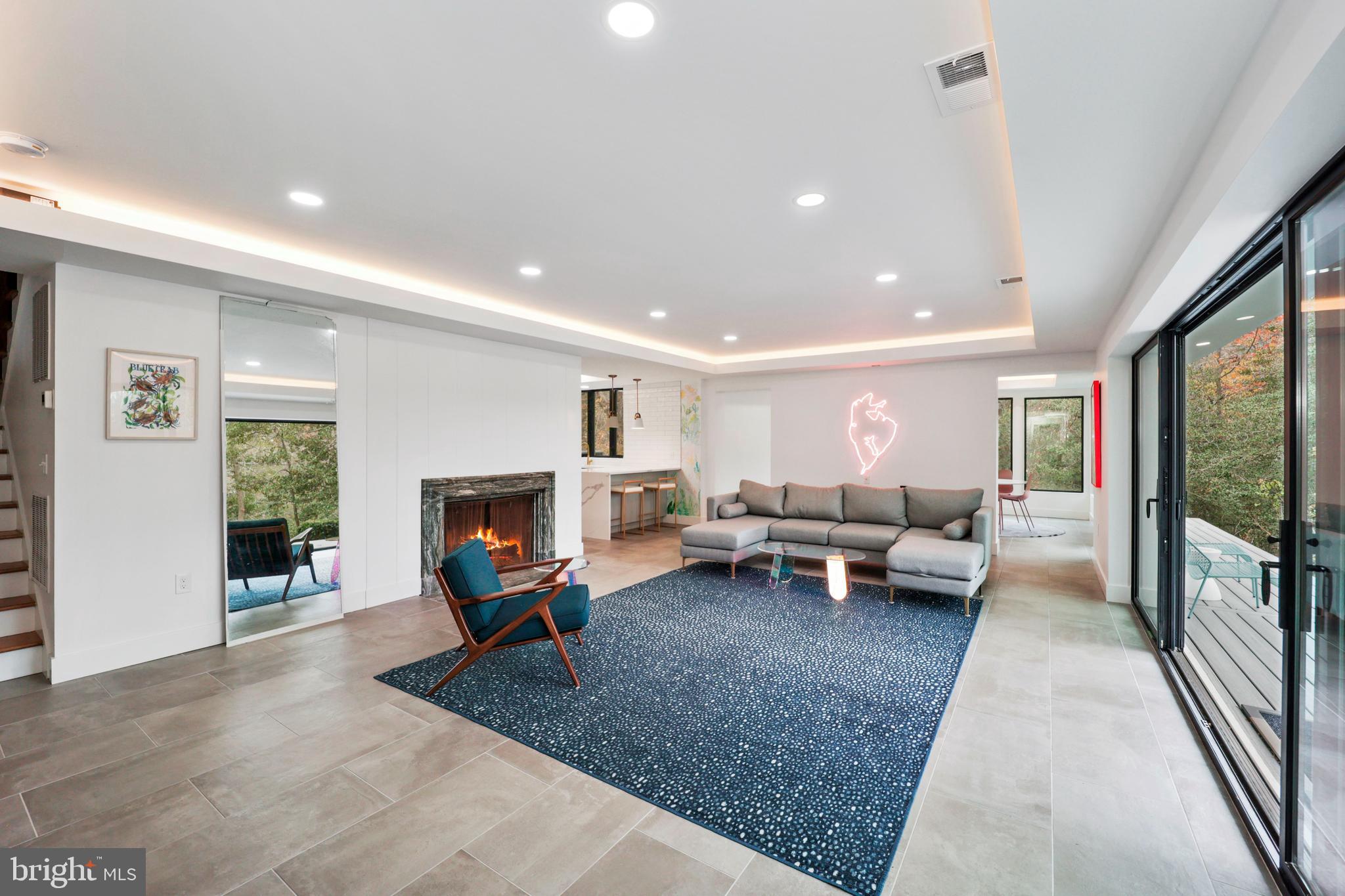 1627 ST GILES ROAD