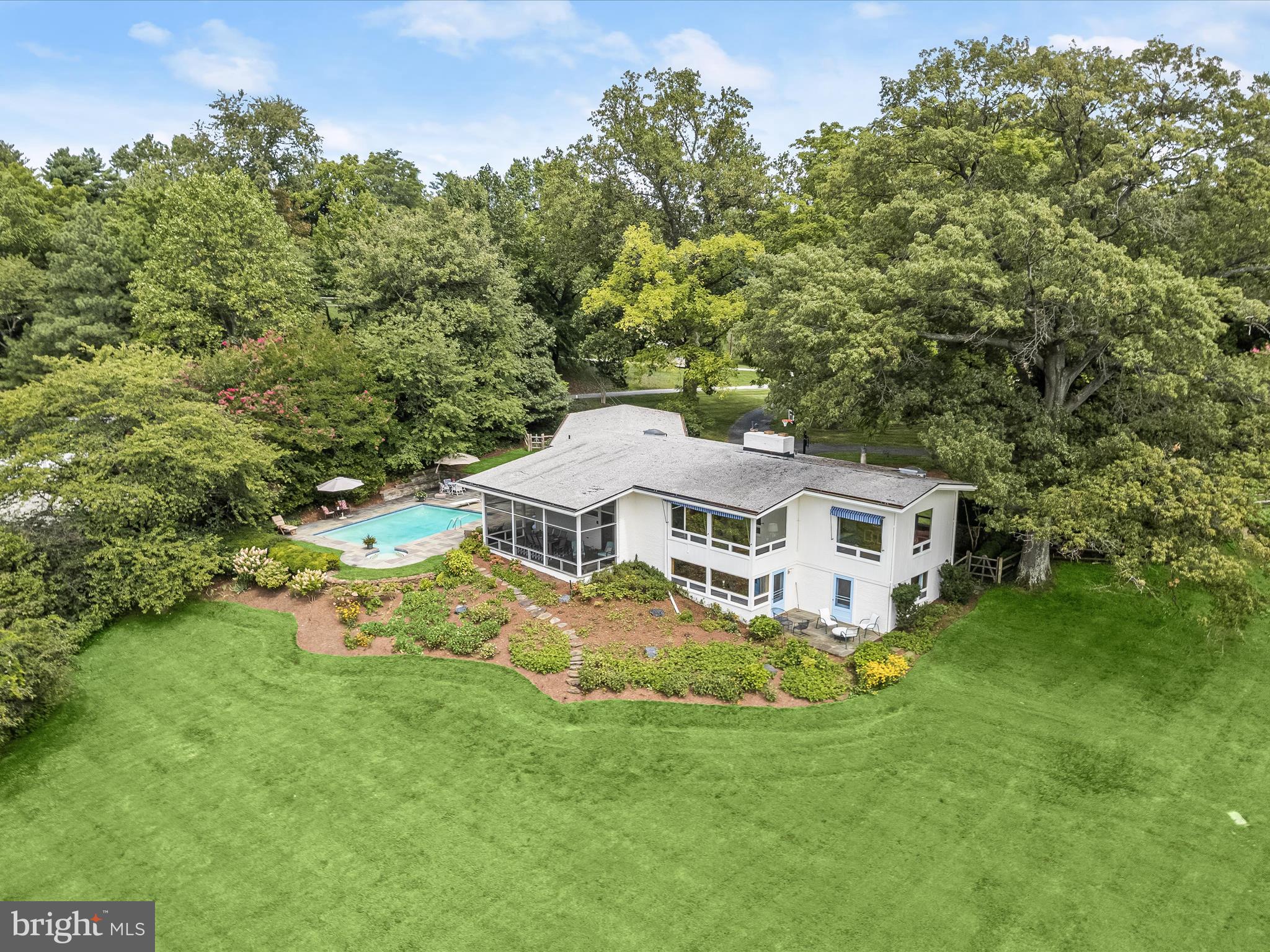 738 SKYWATER ROAD
