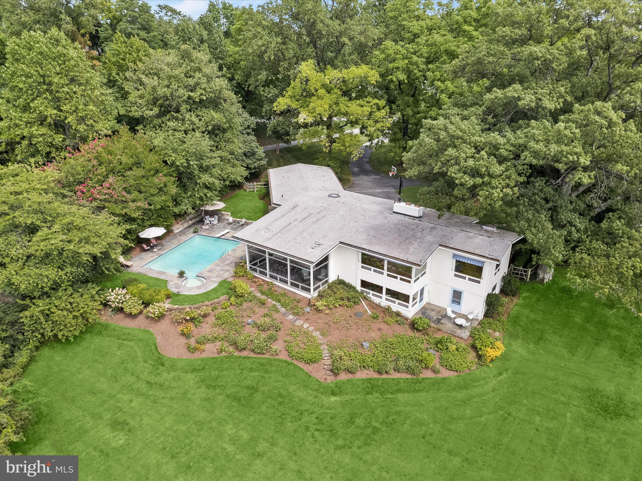 738 SKYWATER ROAD