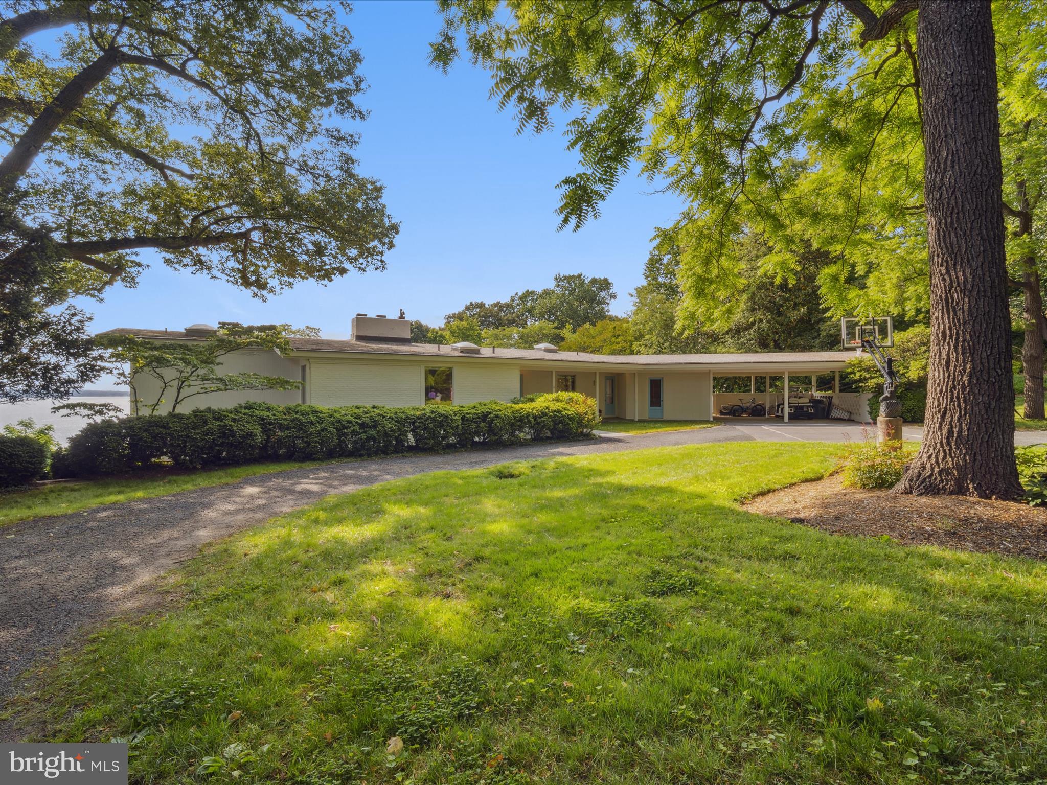 738 SKYWATER ROAD