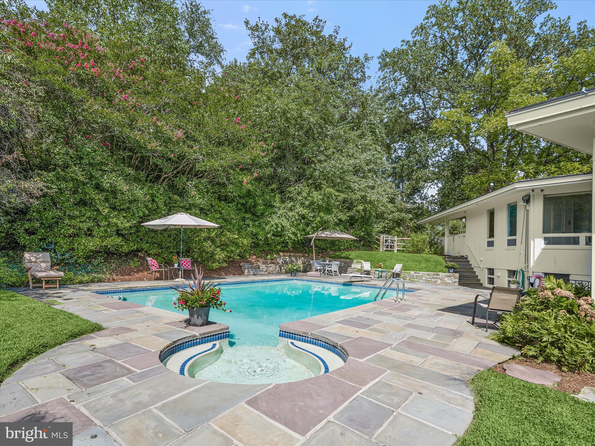 738 SKYWATER ROAD