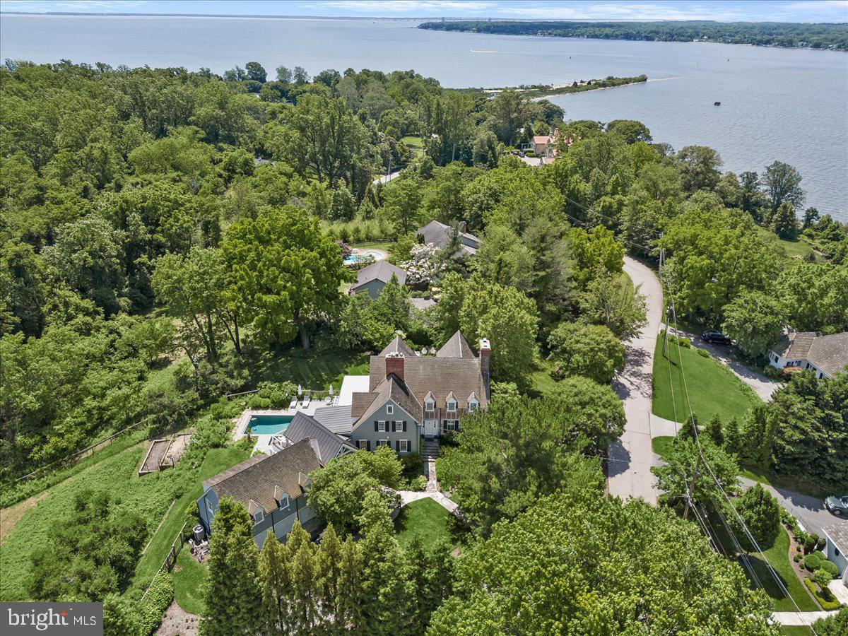 725 SKYWATER ROAD
