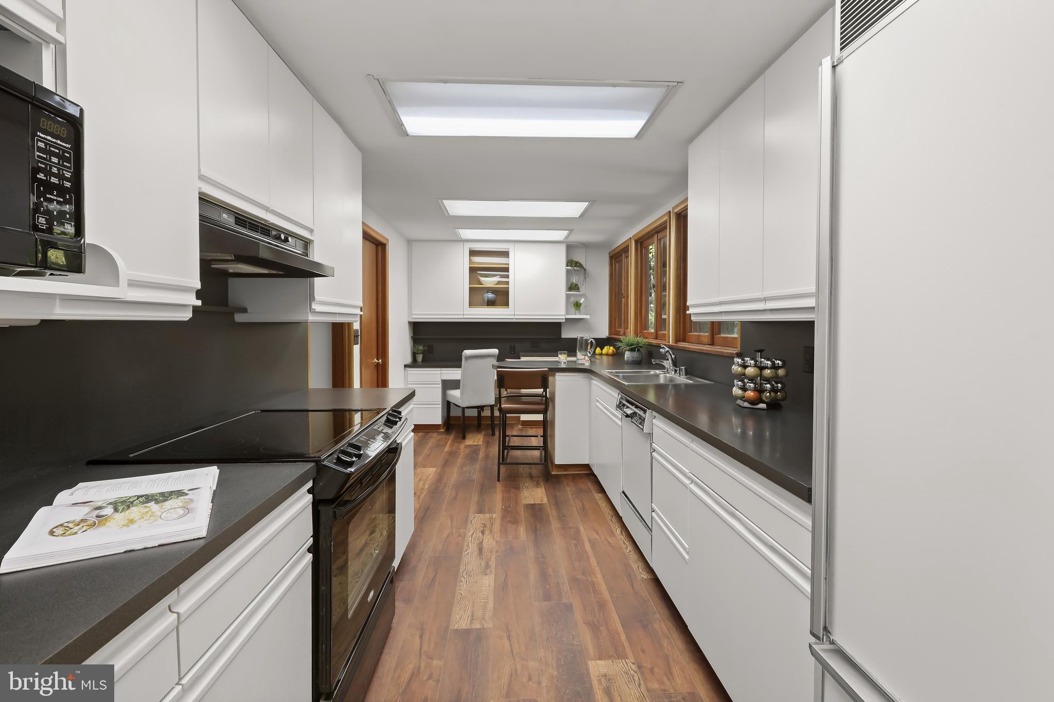 1725 ST GILES ROAD