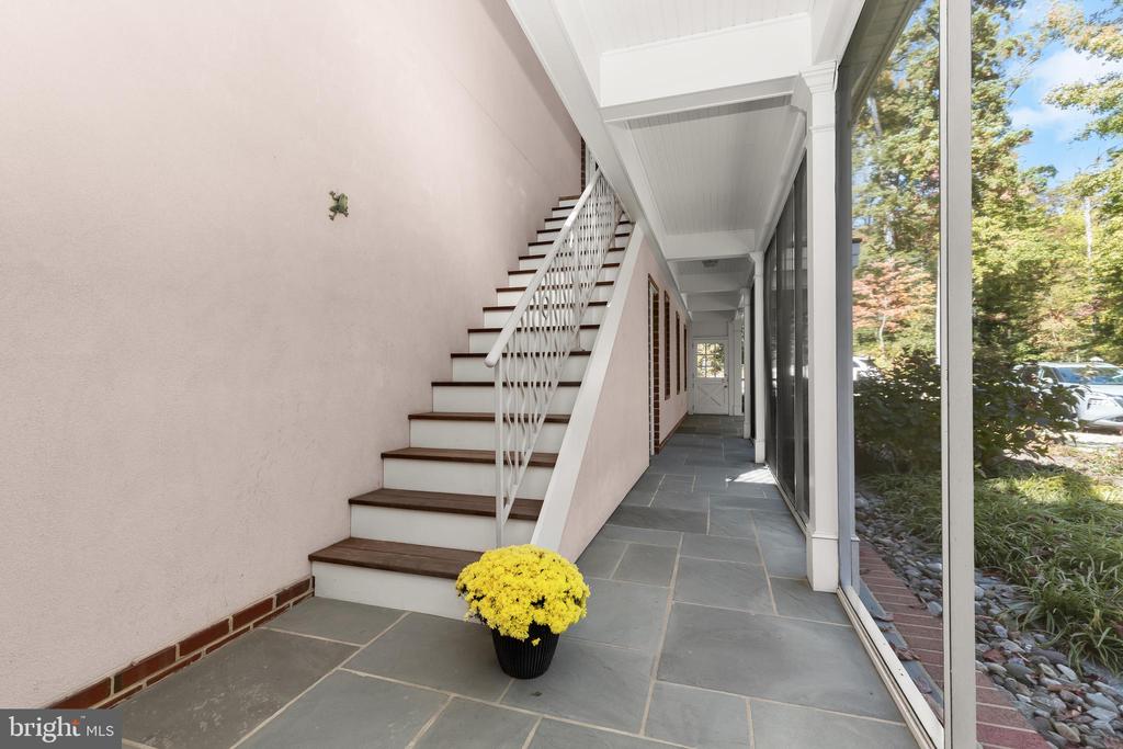 1623 ST GILES ROAD