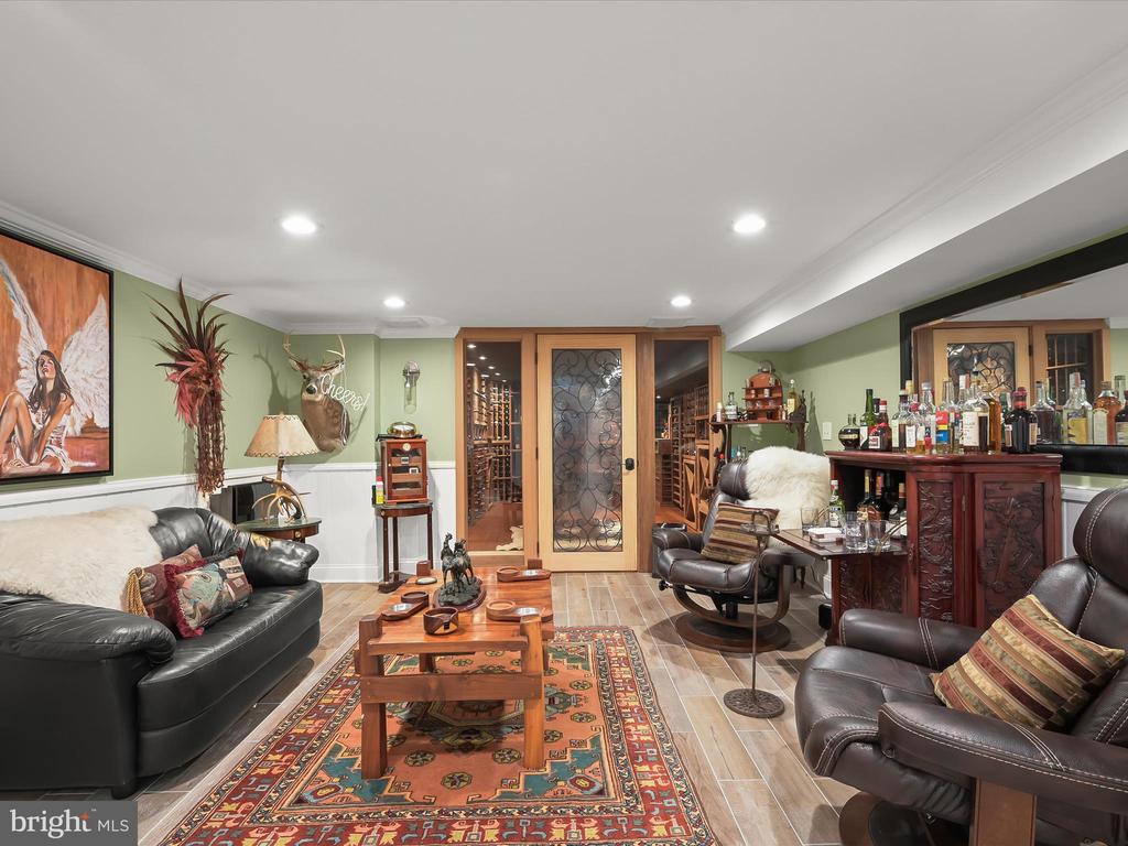 235 BAY FRONT DRIVE