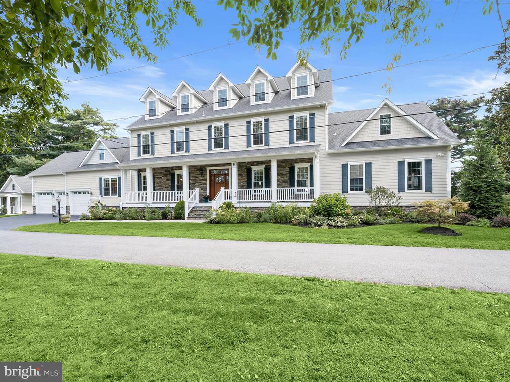 235 BAY FRONT DRIVE