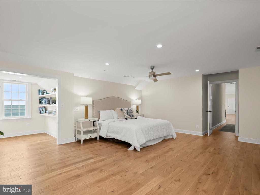 235 BAY FRONT DRIVE