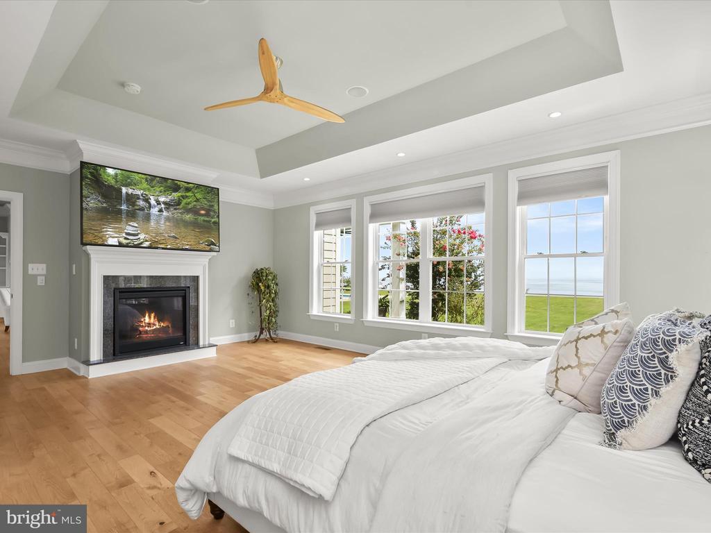 235 BAY FRONT DRIVE