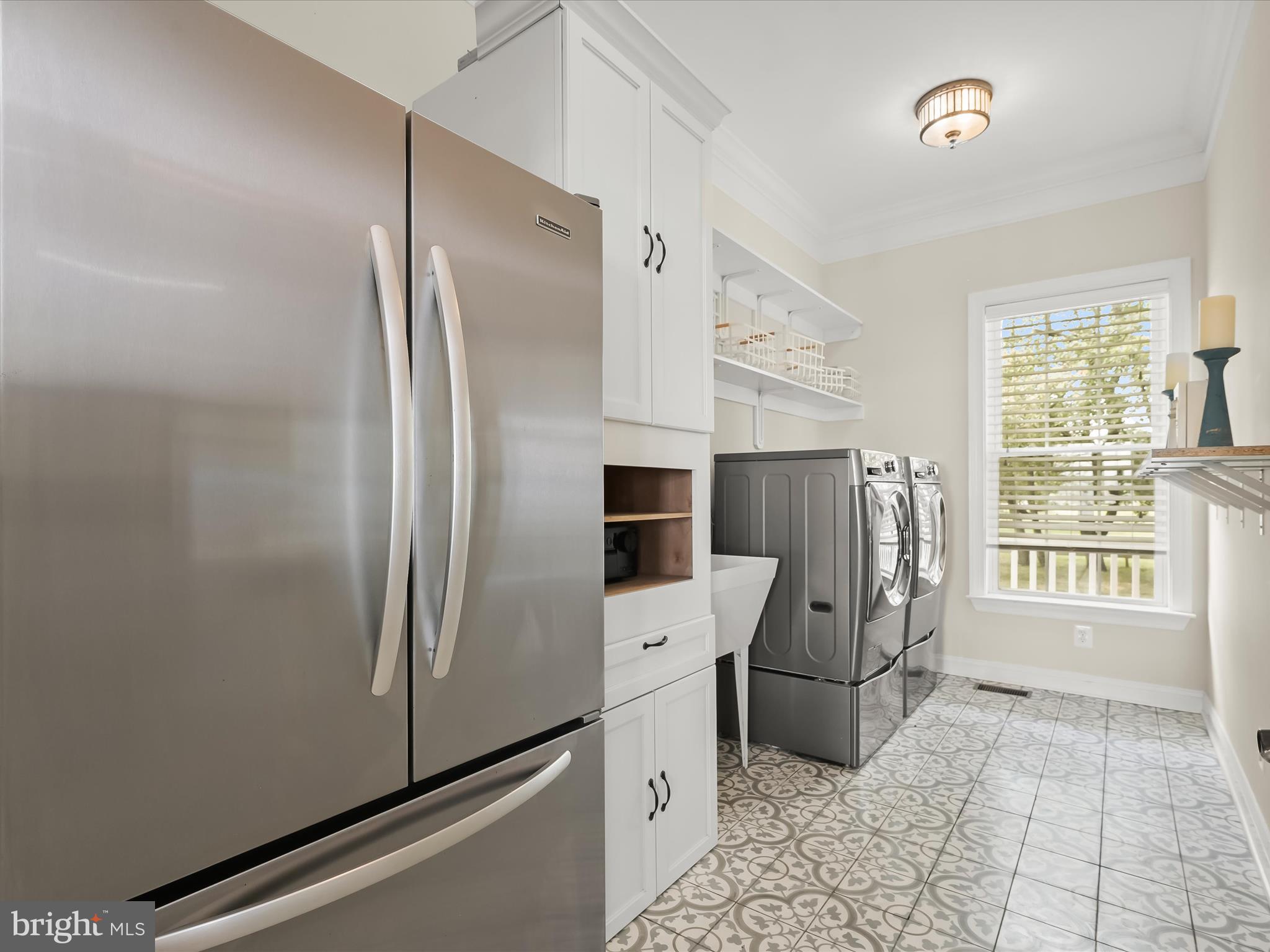235 BAY FRONT DRIVE