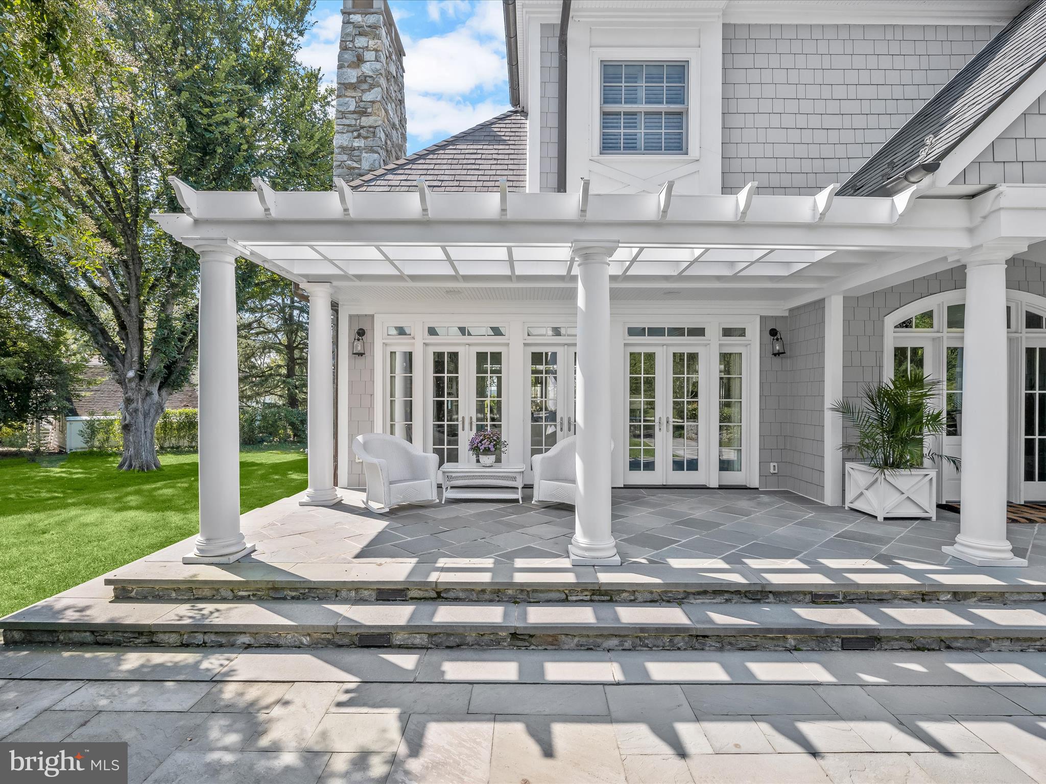 752 BROADWATER WAY