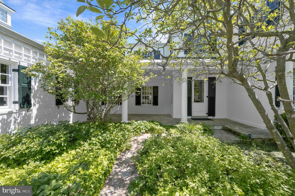 747 BYWATER ROAD