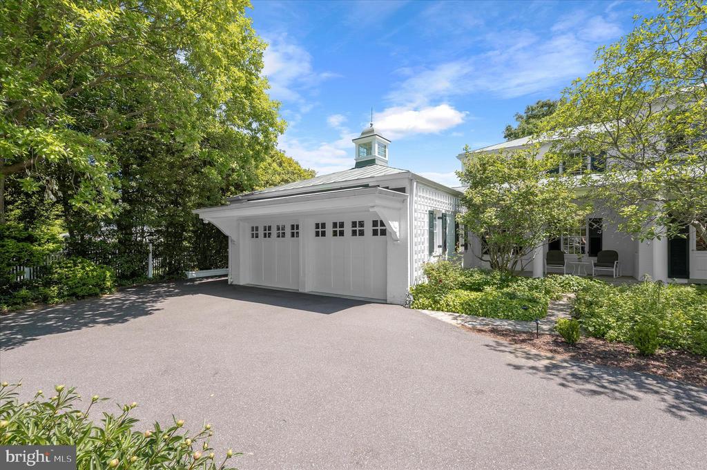 747 BYWATER ROAD
