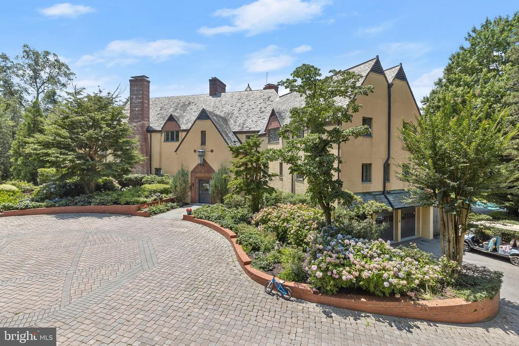 622 MAGOTHY ROAD
