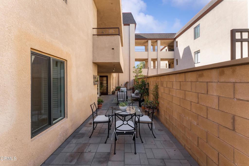 121 S Wilson Avenue 102