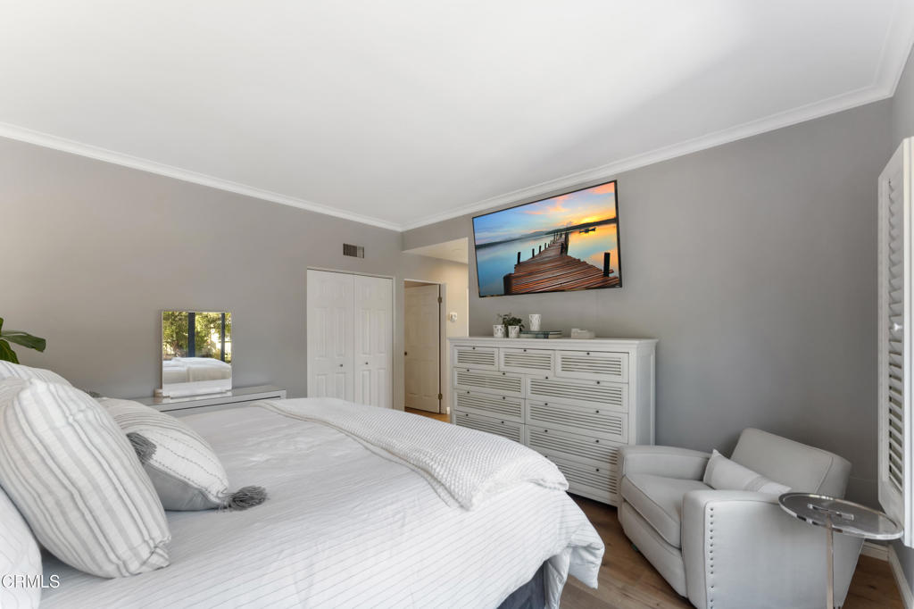 121 S Wilson Avenue 102