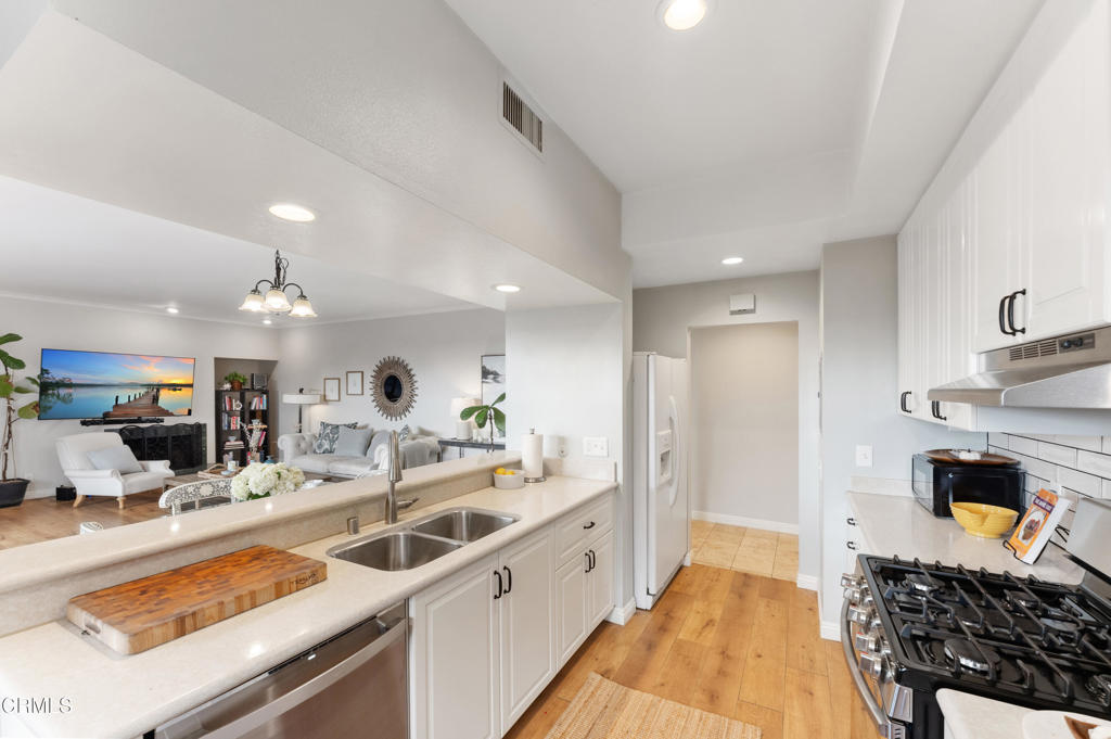 121 S Wilson Avenue 102