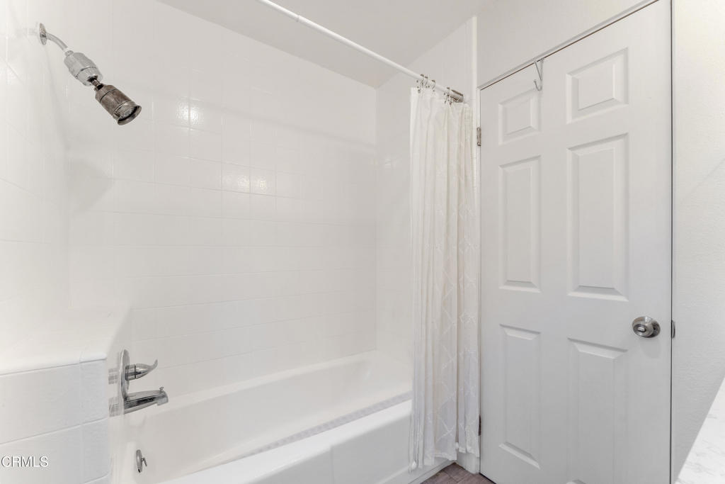 121 S Wilson Avenue 102