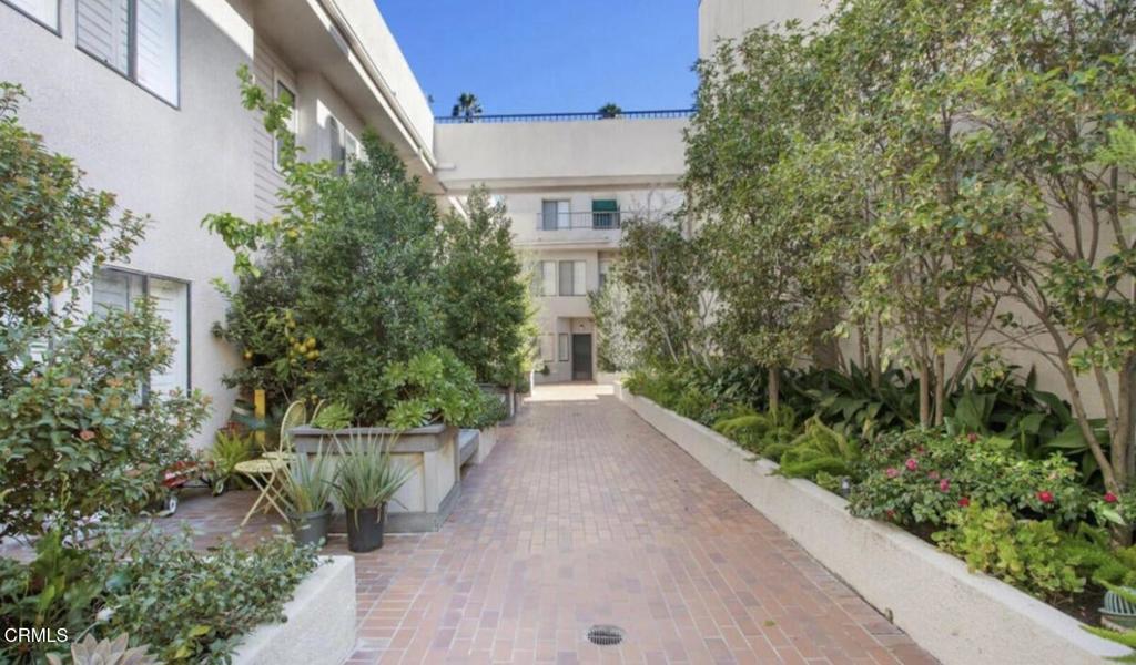 1310 E Orange Grove Blvd Boulevard 315