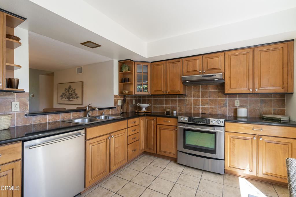 500 S Oak Knoll Avenue 40