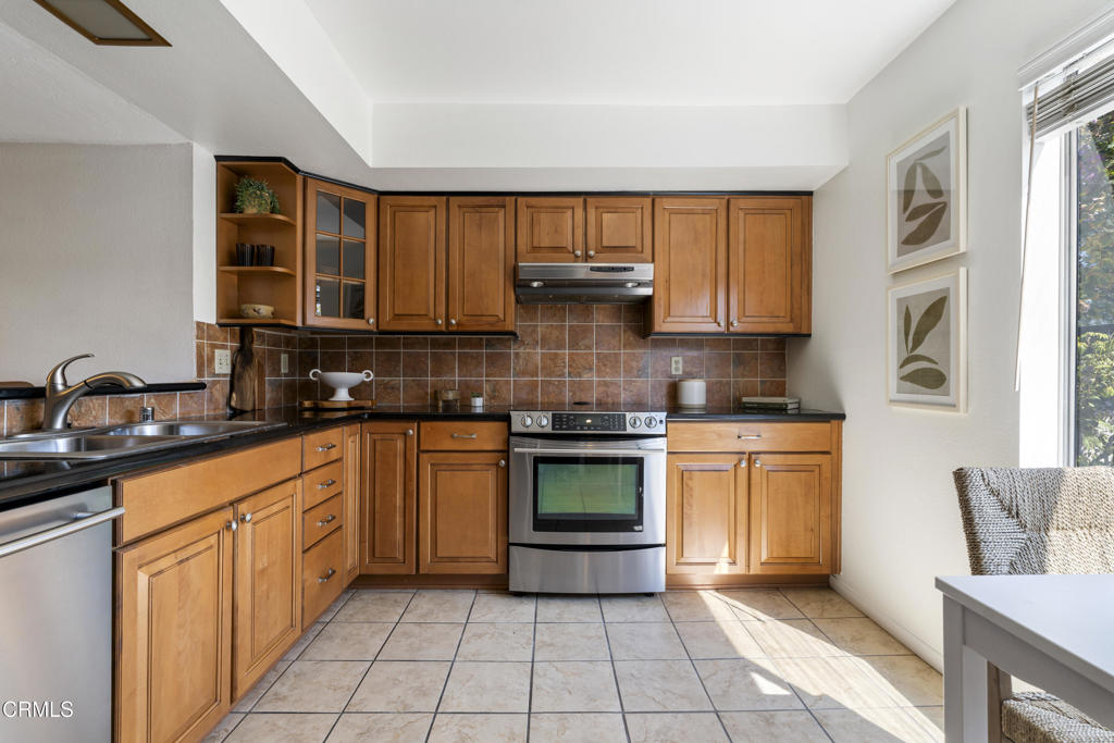 500 S Oak Knoll Avenue 40