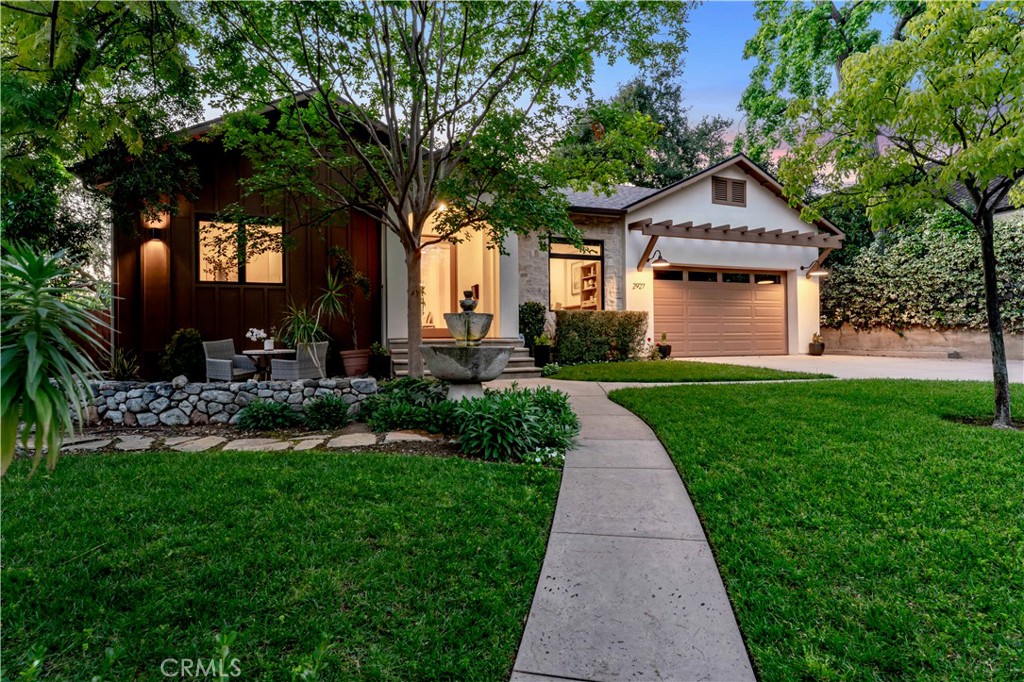 2927 Santa Rosa Avenue