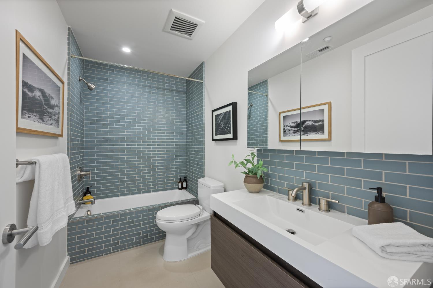2829 California Street # 2C