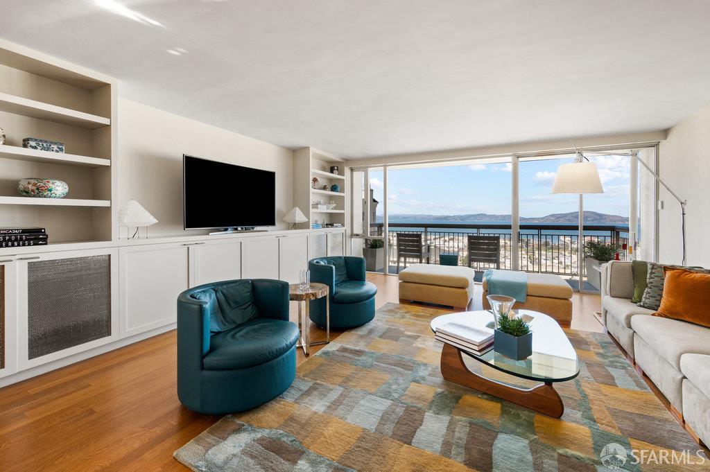 2200 Pacific Avenue # 9A