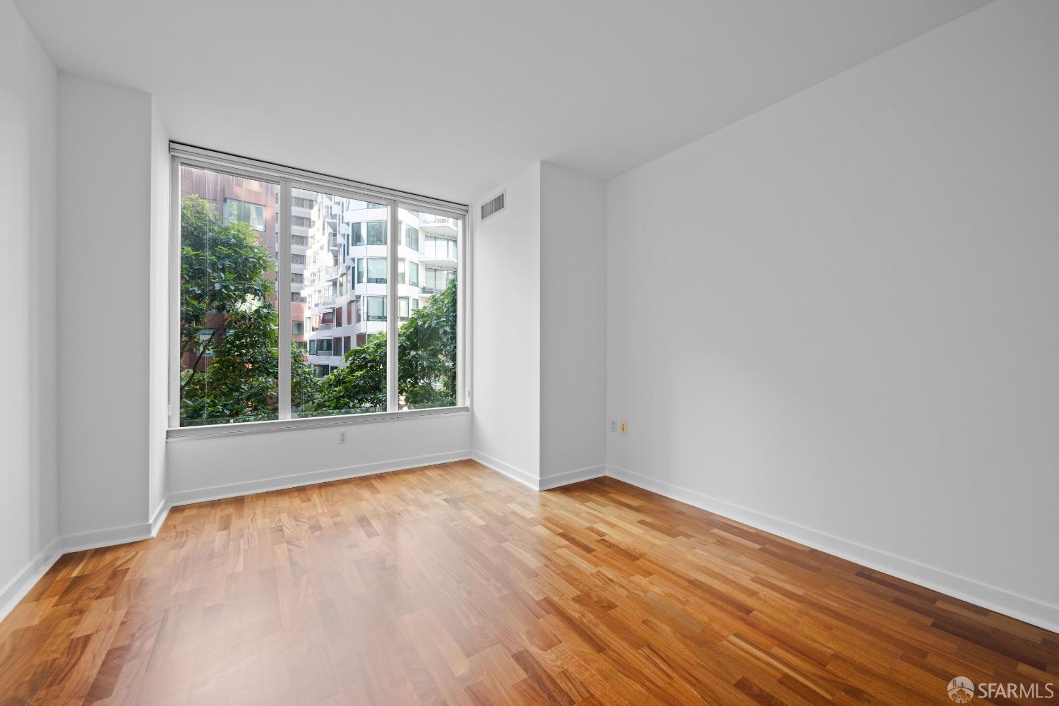 318 Spear Street # 4K