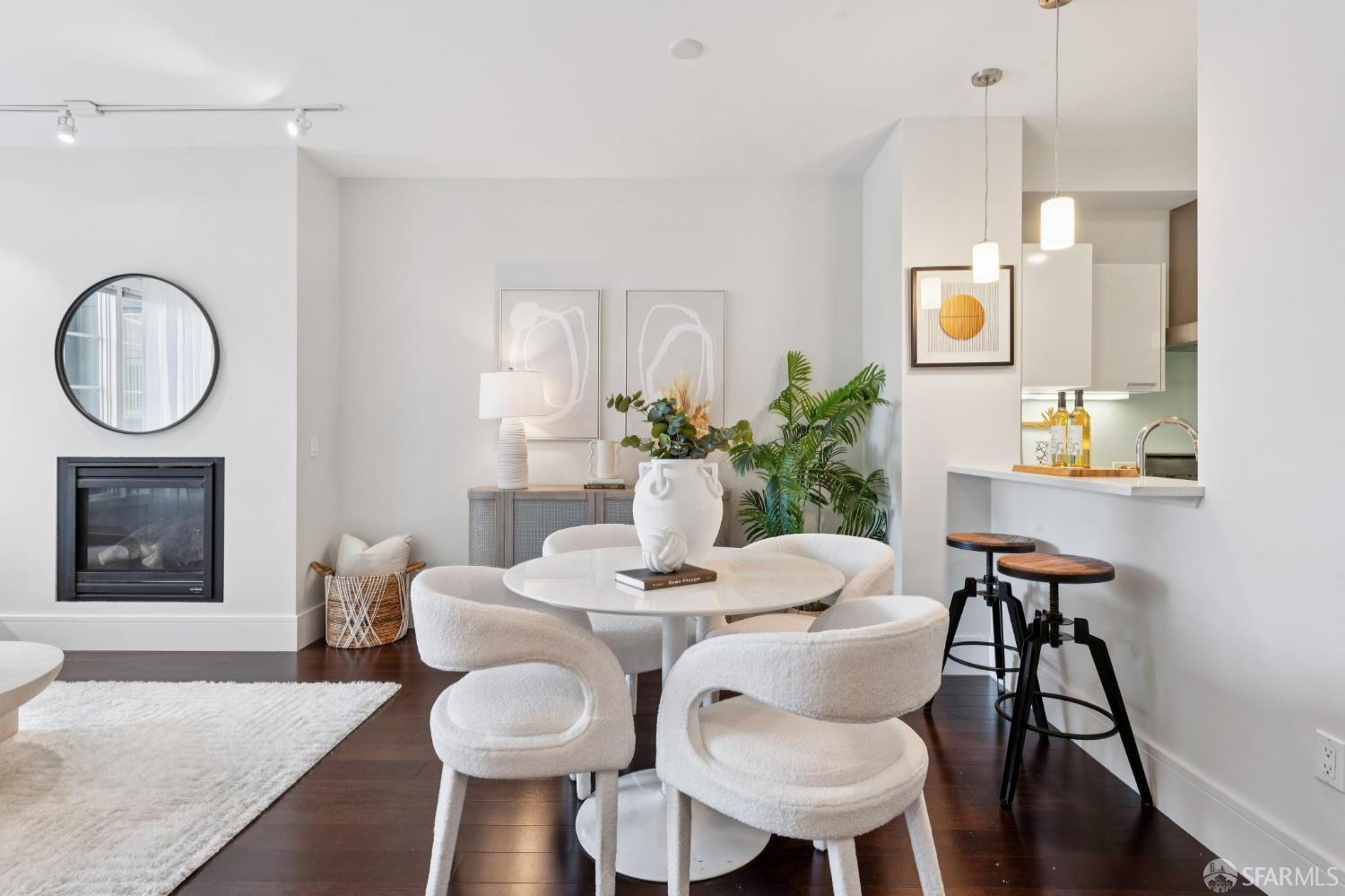 1355 Pacific Avenue # 204