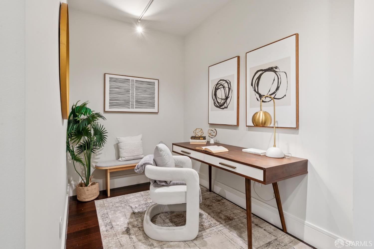 1355 Pacific Avenue # 204