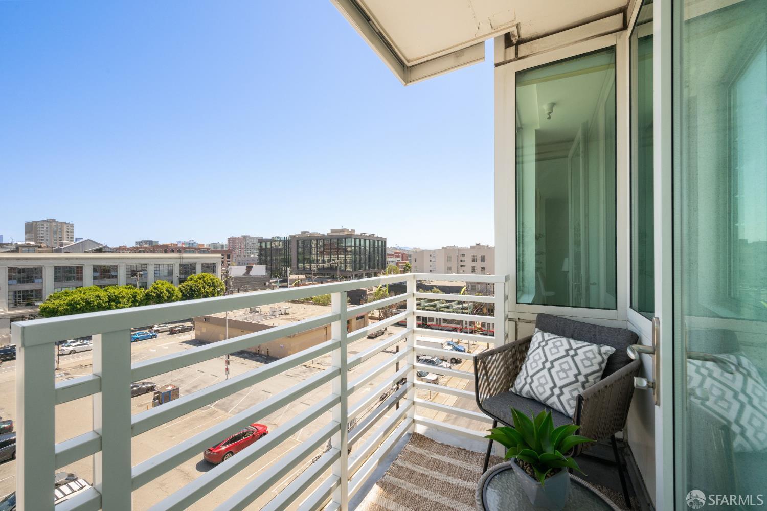 555 4th Street # 609