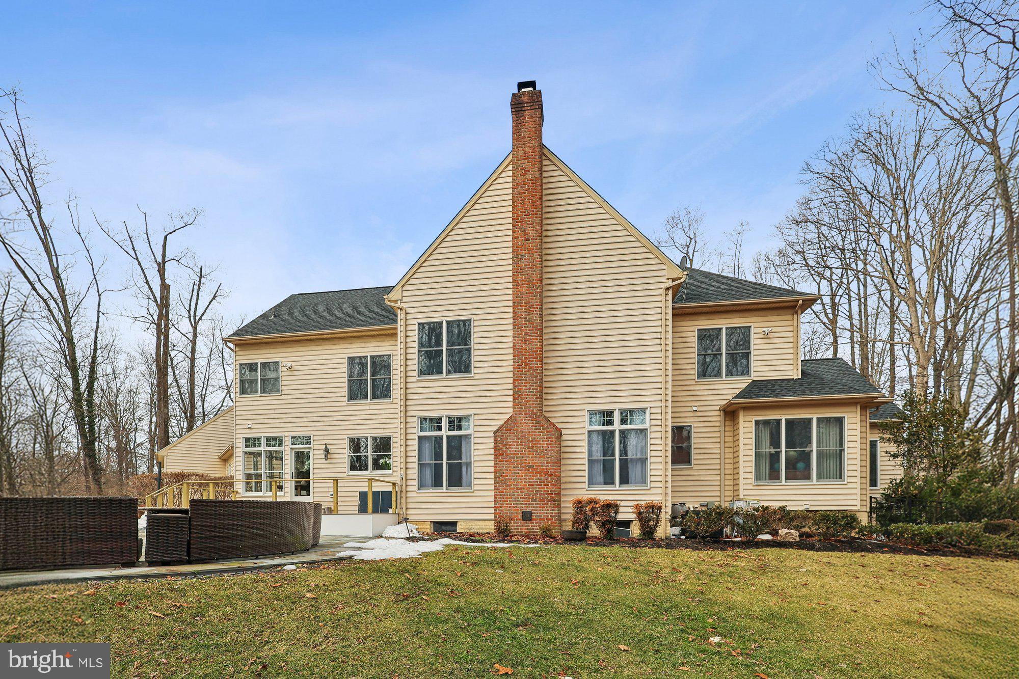 1303 WINDSOR RIDGE LANE