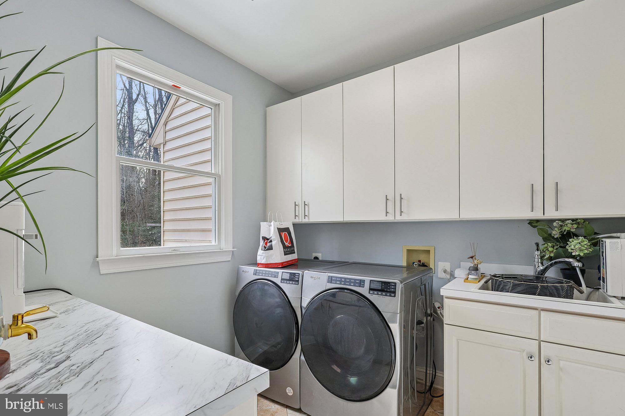 1303 WINDSOR RIDGE LANE