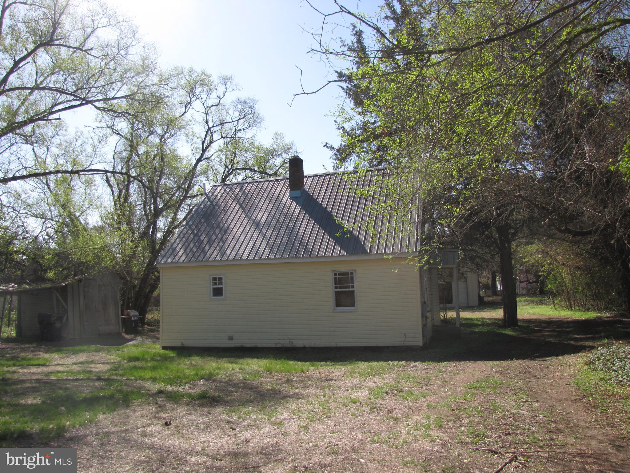 213 Central Ave