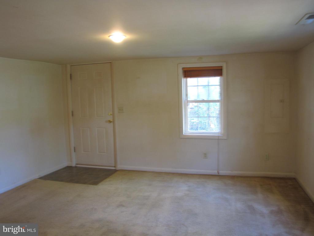 213 Central Ave