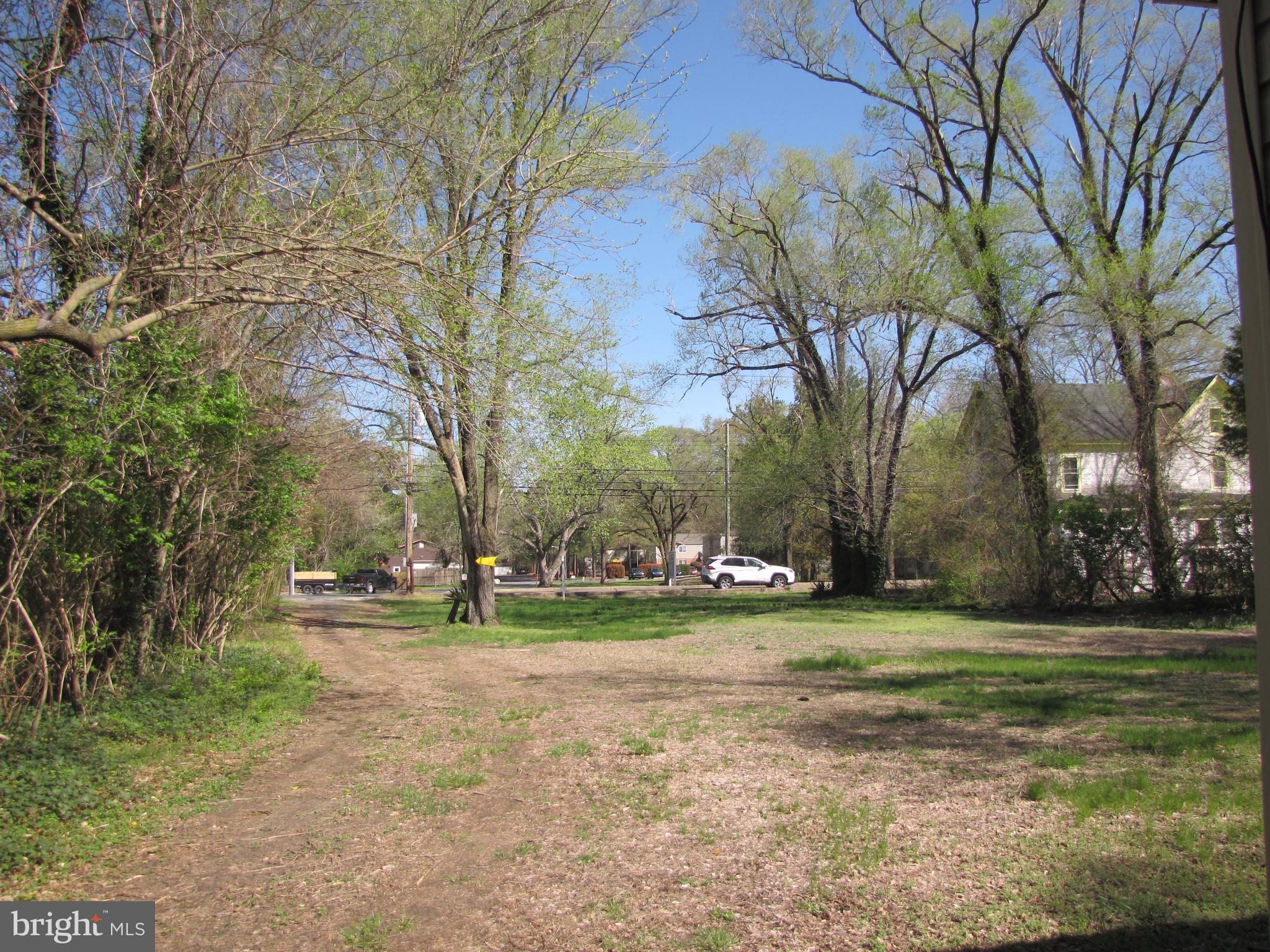213 Central Ave