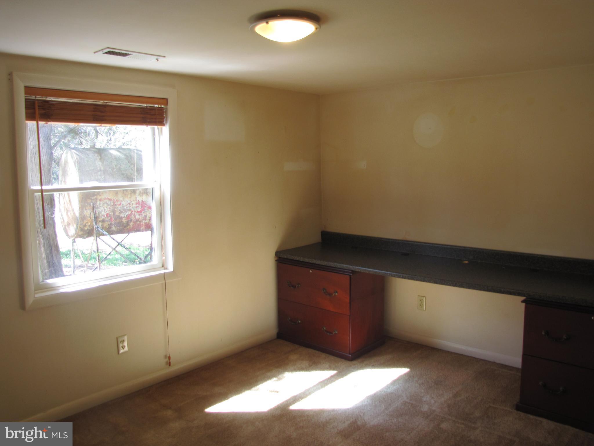 213 Central Ave