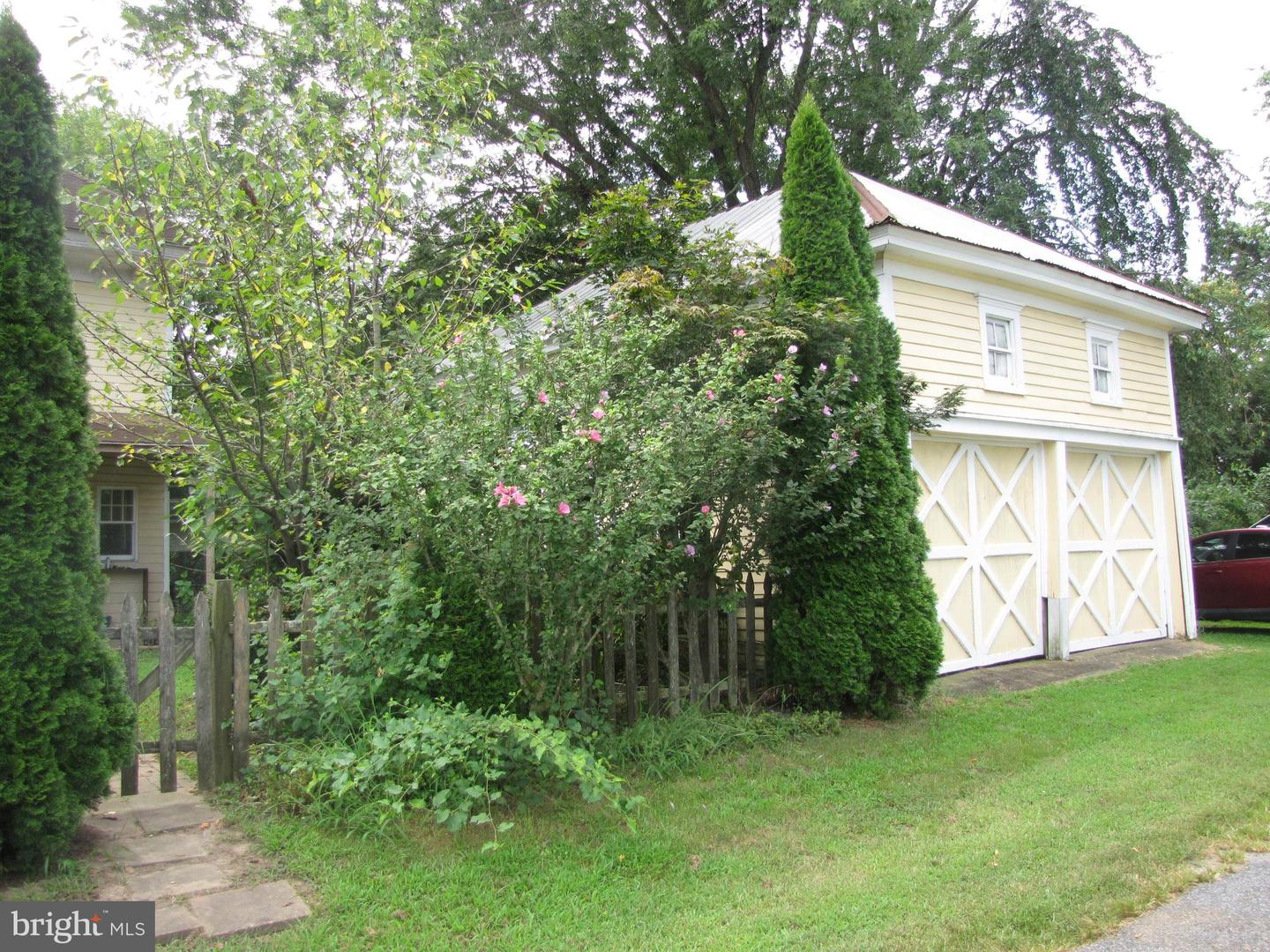 148 Main St