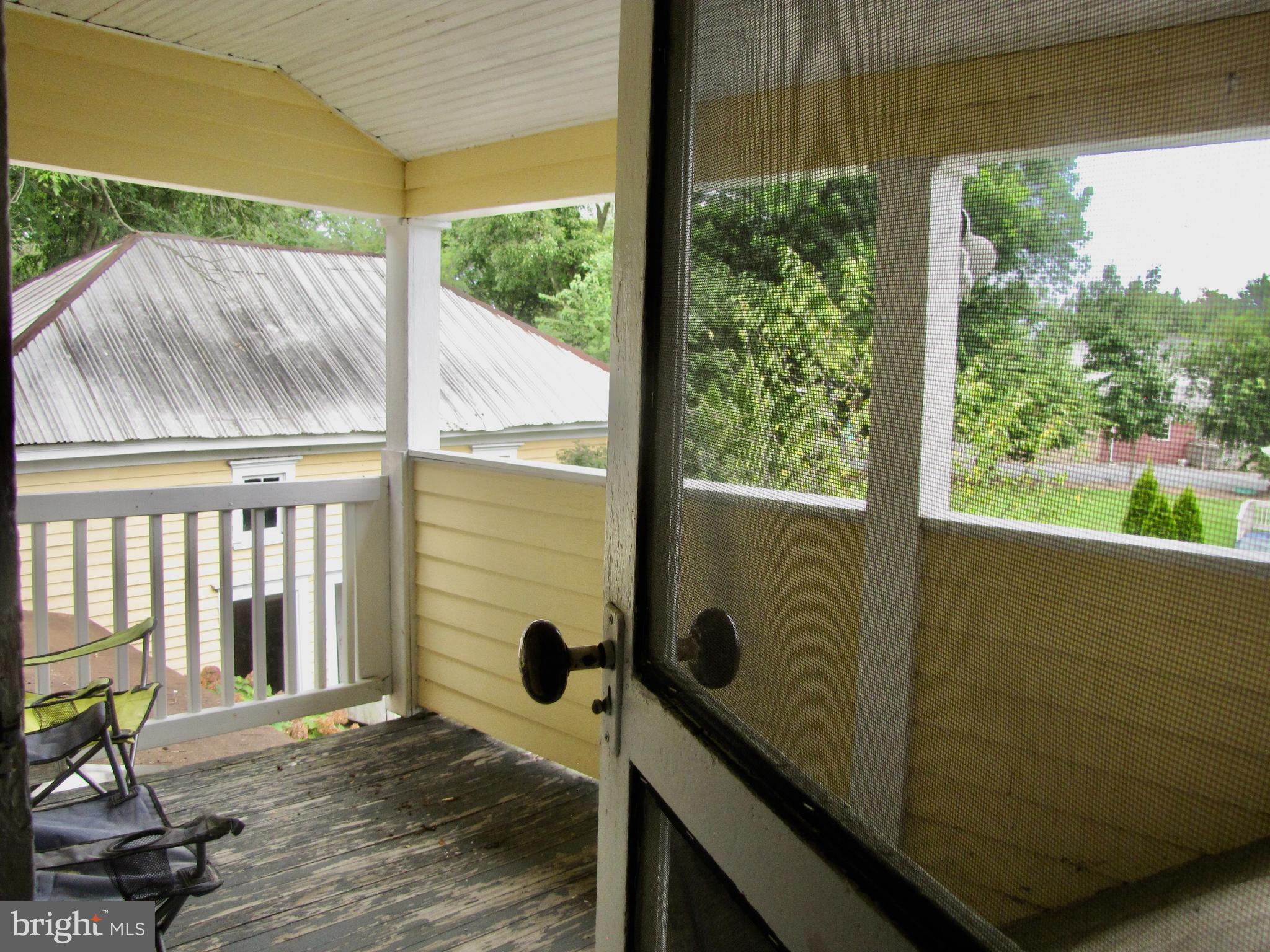 148 Main St
