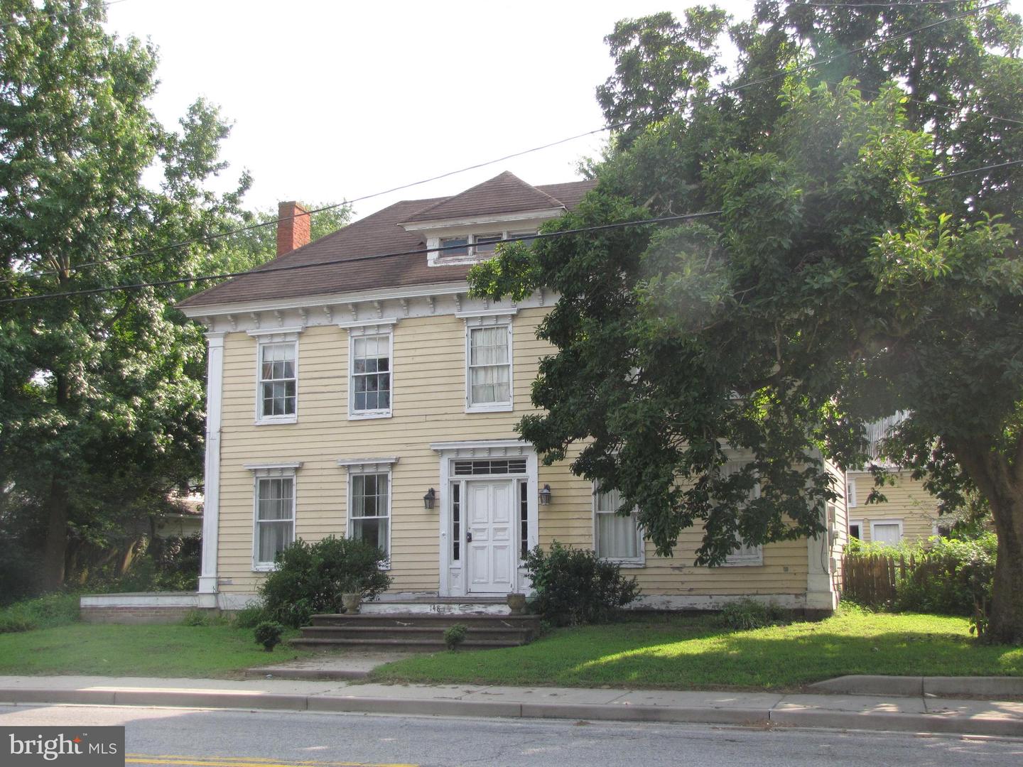 148 Main St