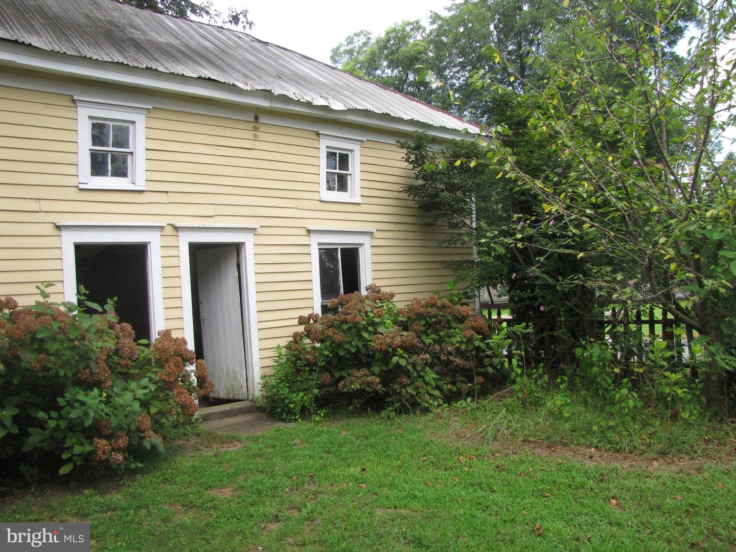 148 Main St