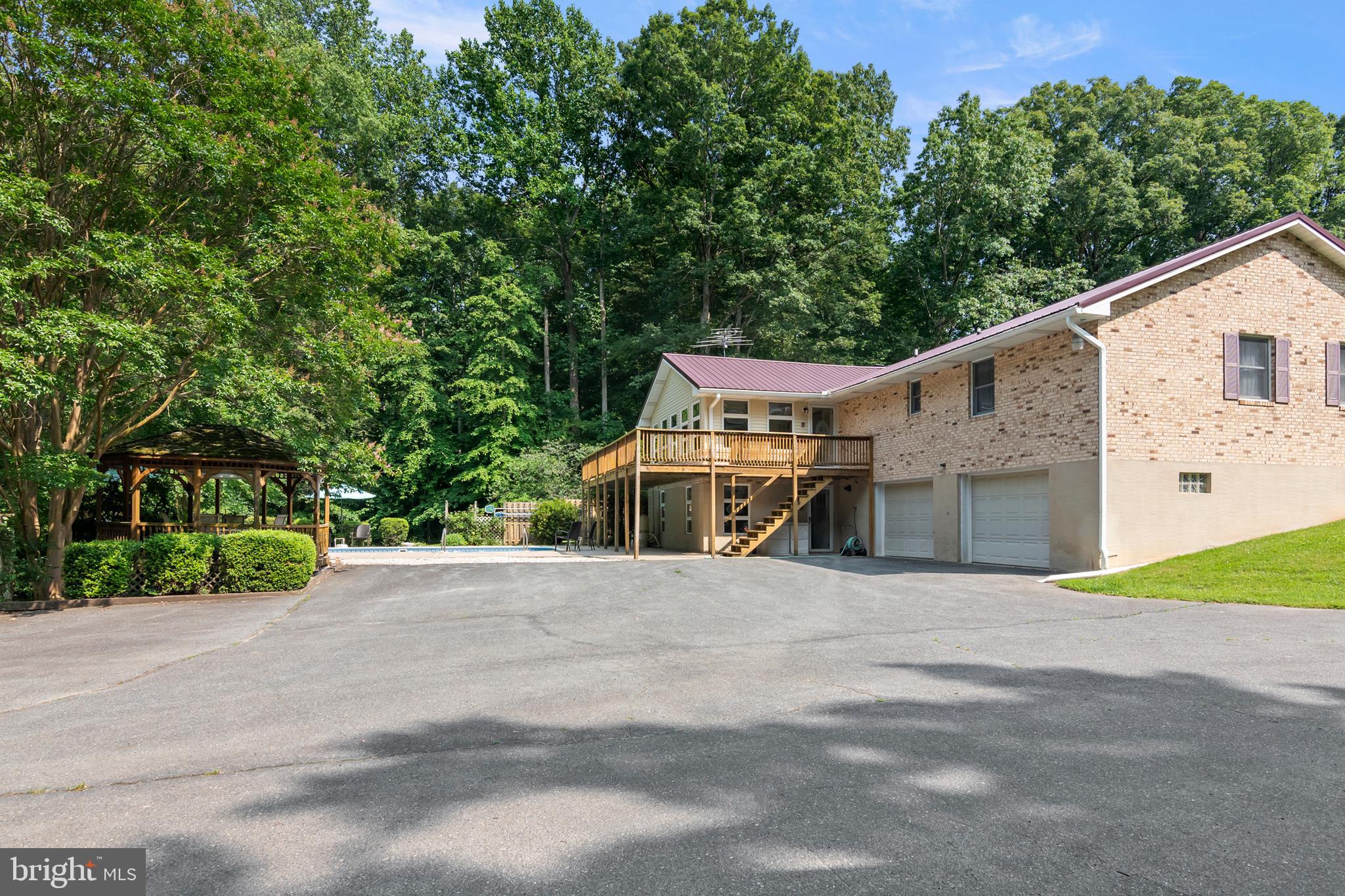 29414 Andrew Ln