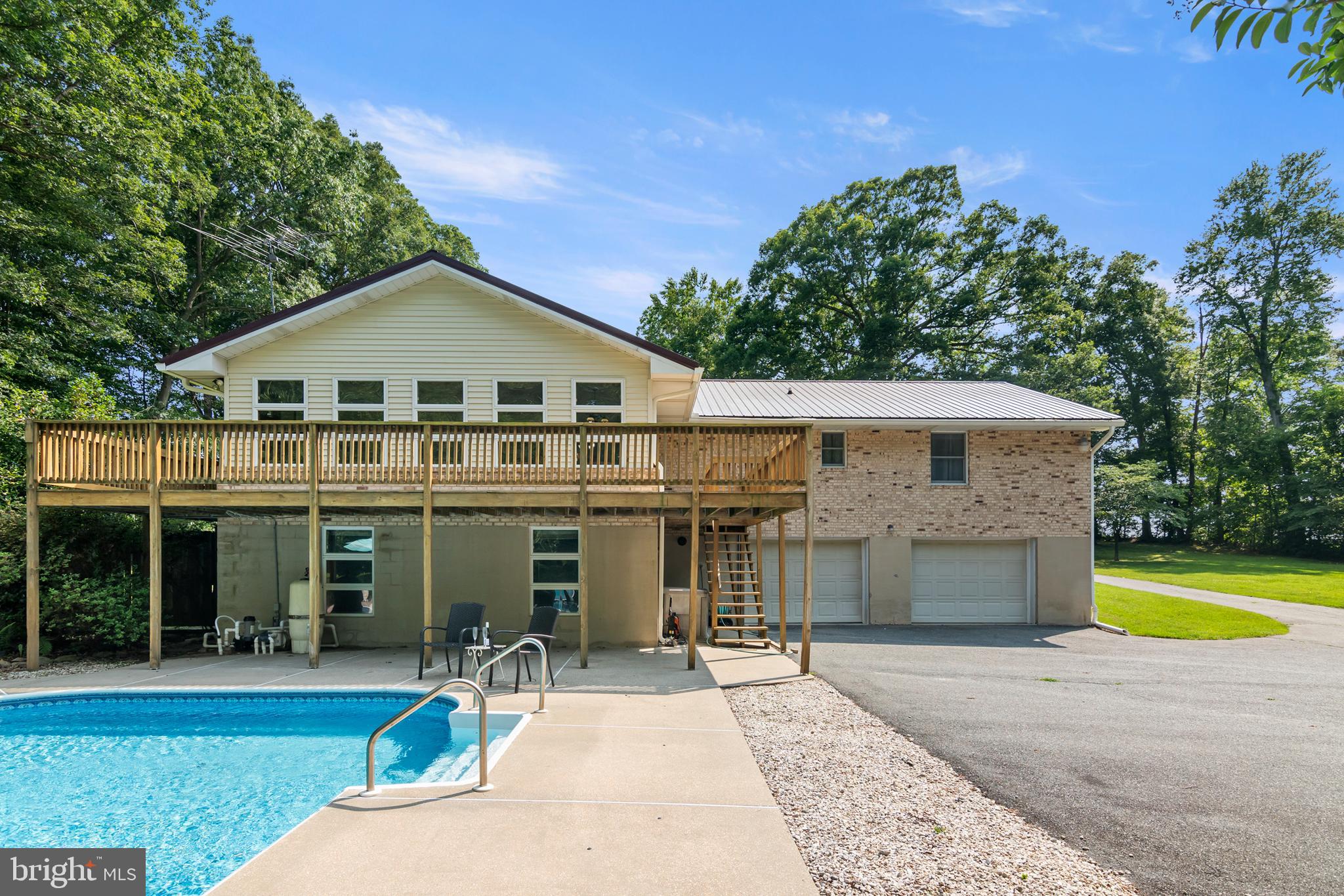 29414 Andrew Ln